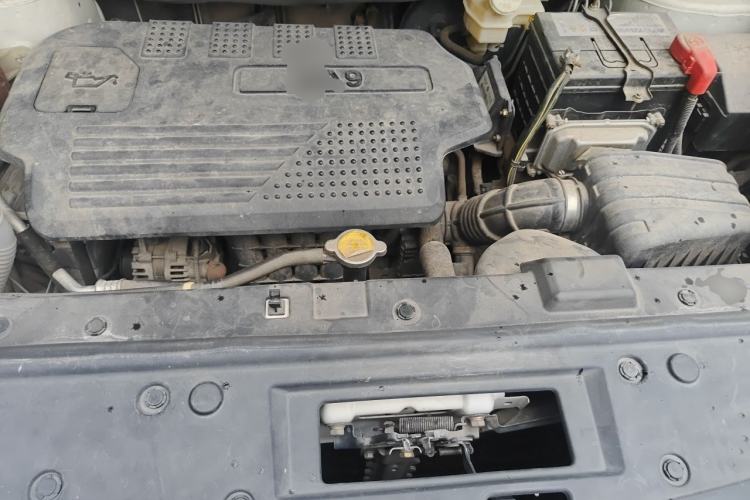 Used FORTHING Joyear X5 2017 1.6L CVT Luxury Model Engine Bay