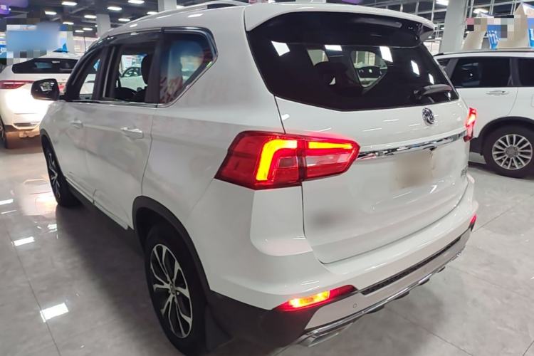 Used FORTHING Joyear X5 2017 1.6L CVT Luxury Model Exterior 2