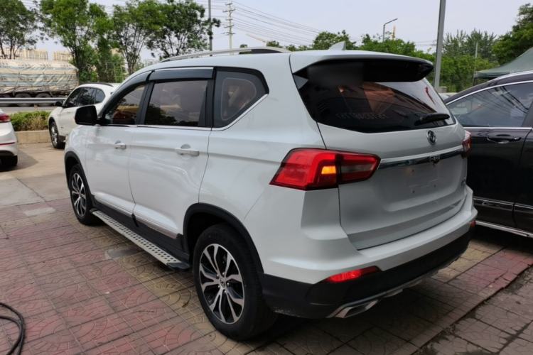Used FORTHING Joyear X5 2017 Enjoy Series 1.6L CVT Luxury Model Exterior 2