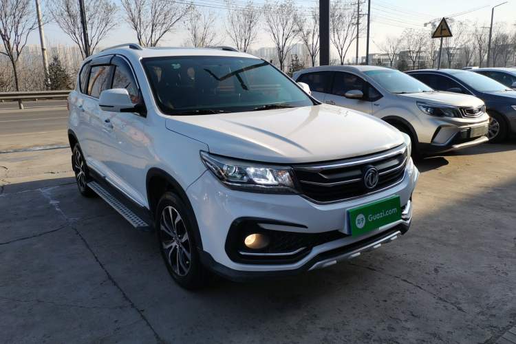 Used FORTHING Joyear X5 2017 Enjoy Series 1.6L CVT Luxury Model Exterior 2