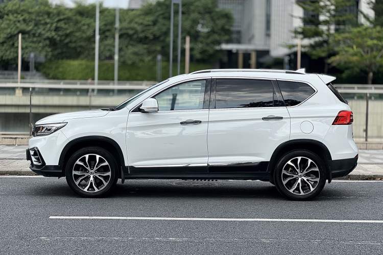 Used FORTHING Joyear X5 2017 Jingxiang Series 1.5T CVT Luxury Model Exterior 5