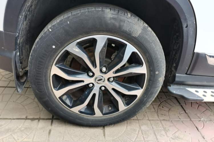 Used FORTHING Joyear X5 2017 Enjoy Series 1.6L CVT Luxury Model Exterior 5