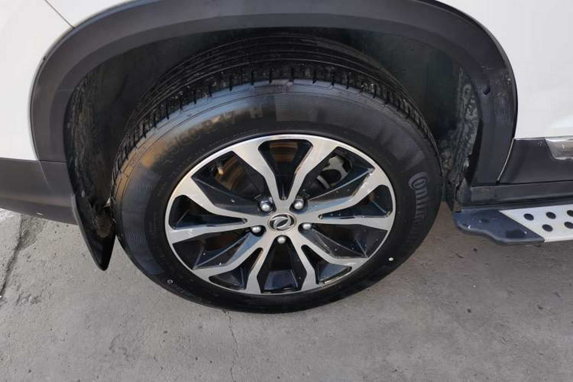 Used FORTHING Joyear X5 2017 Enjoy Series 1.6L CVT Luxury Model Exterior 8