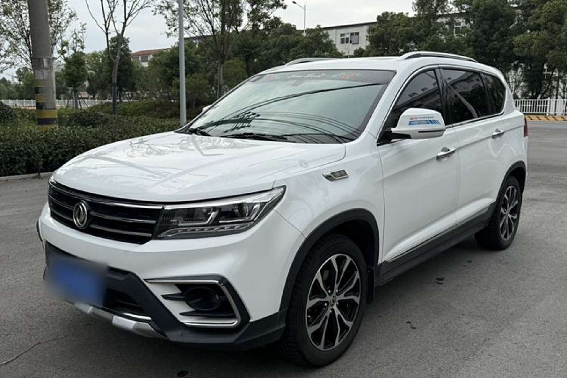 Used FORTHING Joyear X5 2017 Jingxiang Series 1.5T CVT Luxury Model Front Left 45 Deg