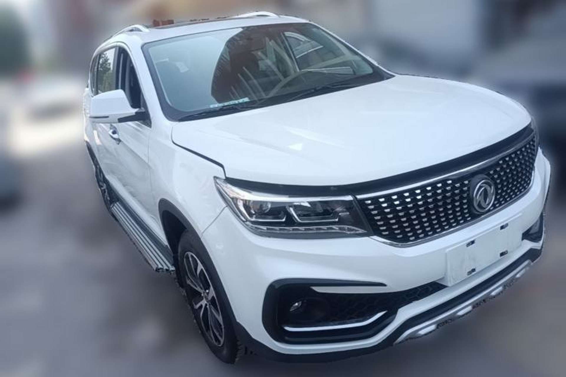 Used FORTHING Joyear X5 2017 1.6L CVT Luxury Model Front Right 45 Deg
