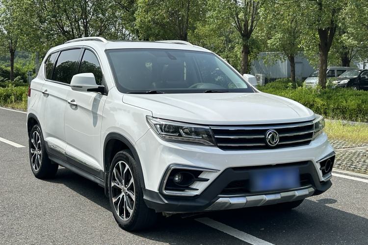 Used FORTHING Joyear X5 2017 Jingxiang Series 1.5T CVT Luxury Model Front Right 45 Deg
