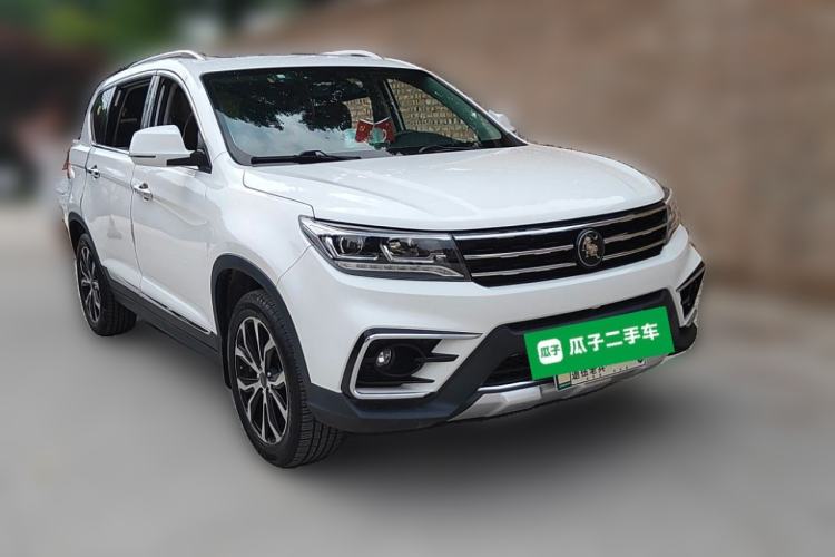 Used FORTHING Joyear X5 2017 Jingxiang Series 1.5T CVT Luxury Model Front Right 45 Deg