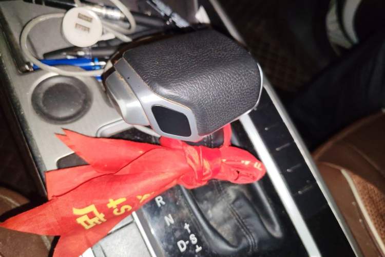 Used FORTHING Joyear X5 2017 1.6L CVT Luxury Model Gear Lever