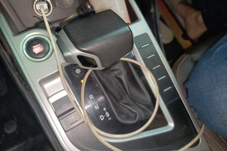Used FORTHING Joyear X5 2017 Jingxiang Series 1.5T CVT Smart Connectivity Model Gear Lever