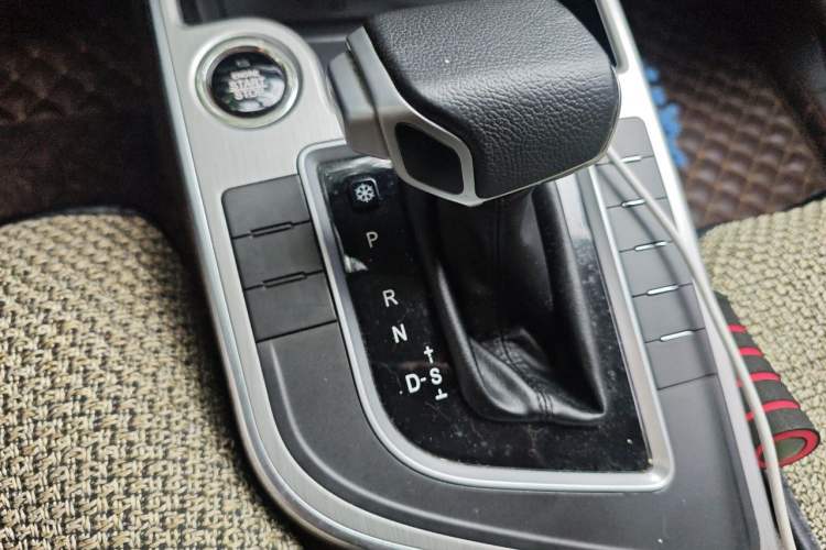 Used FORTHING Joyear X5 2017 1.6L CVT Luxury Model Gear Lever