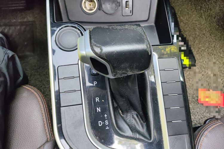 Used FORTHING Joyear X5 2017 Enjoy Series 1.6L CVT Comfort Model Gear Lever