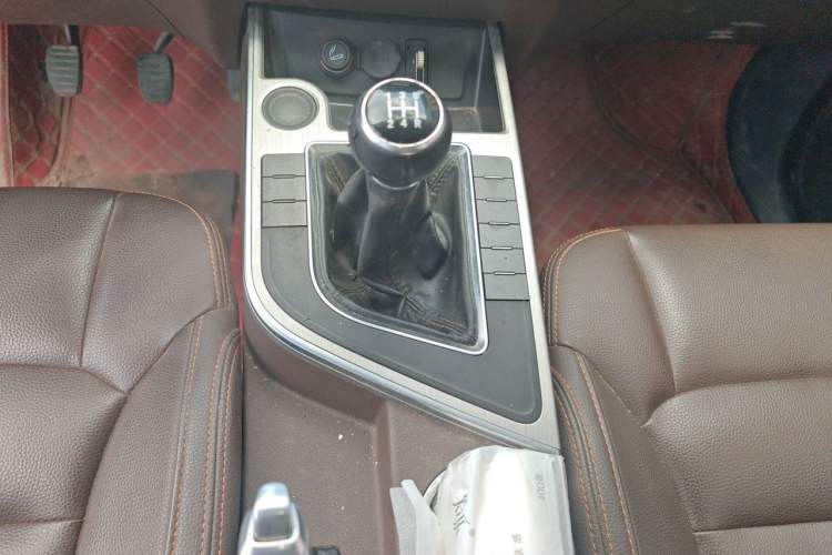 Used FORTHING Joyear X5 2017 1.6L Manual Luxury Model Gear Lever