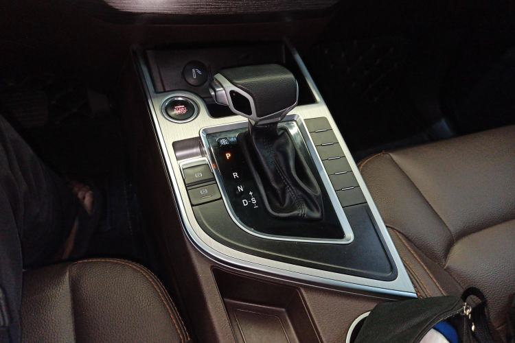 Used FORTHING Joyear X5 2017 Jingxiang Series 1.5T CVT Luxury Model Gear Lever