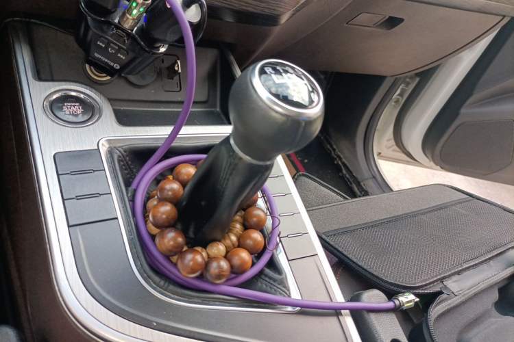 Used FORTHING Joyear X5 2017 Jingxiang Series 1.5T Manual Luxury Model Gear Lever