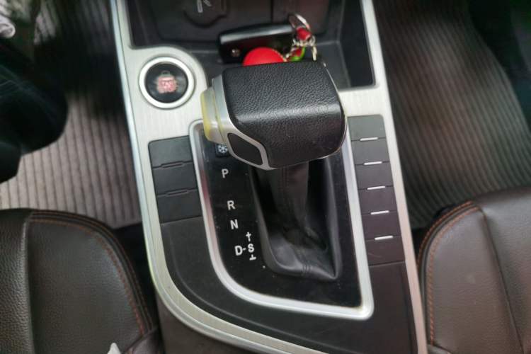 Used FORTHING Joyear X5 2017 1.6L CVT Luxury Model Gear Lever