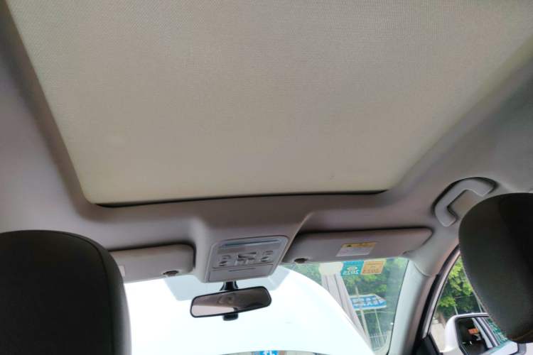 Used FORTHING Joyear X5 2017 Jingxiang Series 1.5T CVT Luxury Model Headliner