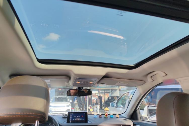 Used FORTHING Joyear X5 2017 Jingxiang Series 1.5T CVT Luxury Model Headliner