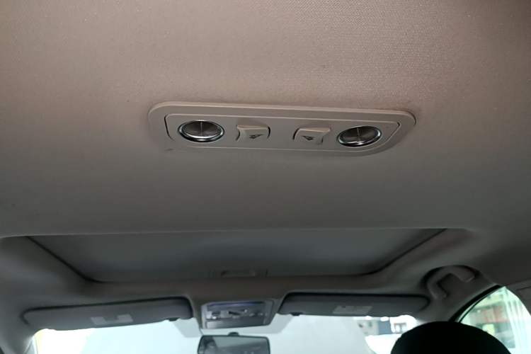 Used FORTHING Joyear X5 2017 1.6L Manual Luxury Model Headliner