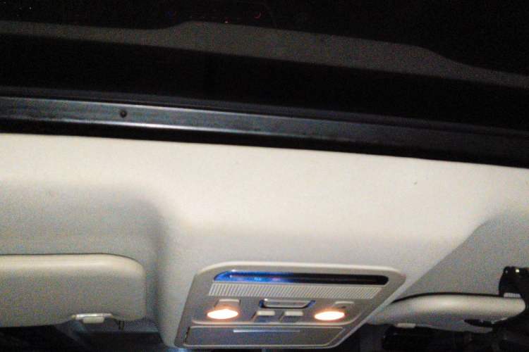 Used FORTHING Joyear X5 2017 Jingxiang Series 1.5T CVT Luxury Model Headliner