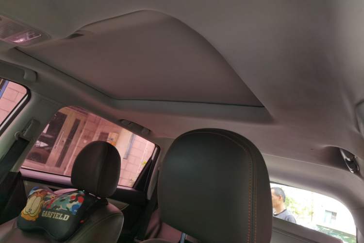 Used FORTHING Joyear X5 2017 1.6L CVT Luxury Model Headliner