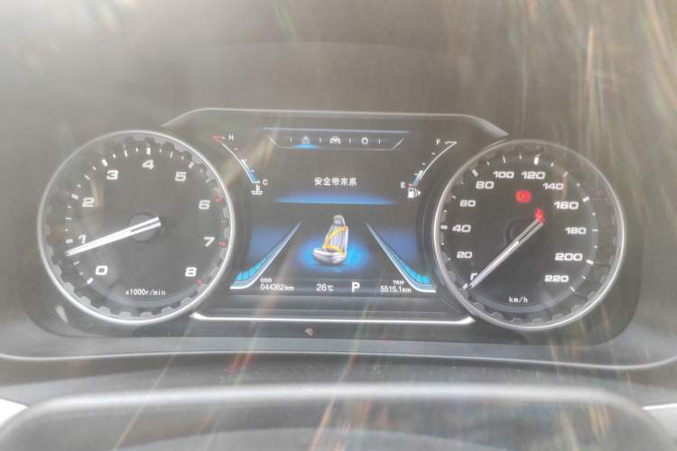 Used FORTHING Joyear X5 2017 Jingxiang Series 1.5T CVT Luxury Model Instrument Cluster