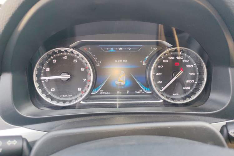 Used FORTHING Joyear X5 2017 Jingxiang Series 1.5T CVT Luxury Model Instrument Cluster