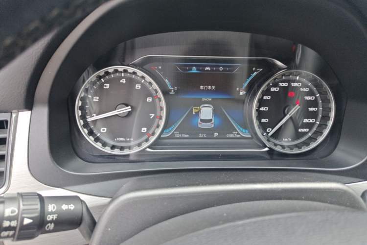 Used FORTHING Joyear X5 2017 Jingxiang Series 1.5T CVT Luxury Model Instrument Cluster