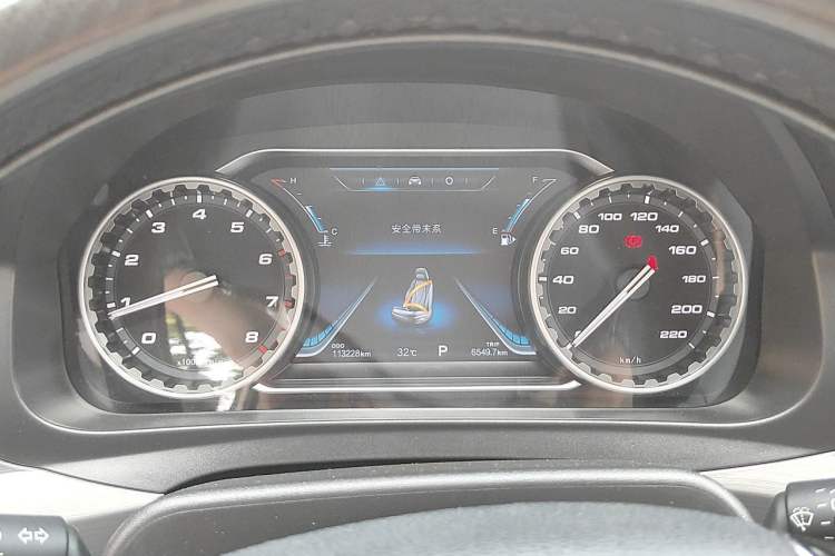 Used FORTHING Joyear X5 2017 Jingxiang Series 1.5T CVT Luxury Model Instrument Cluster