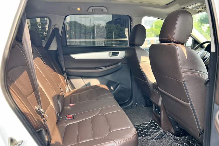 Used FORTHING Joyear X5 2017 Jingxiang Series 1.5T CVT Luxury Model Interior 10
