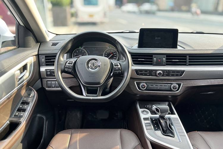 Used FORTHING Joyear X5 2017 Jingxiang Series 1.5T CVT Luxury Model Interior 13