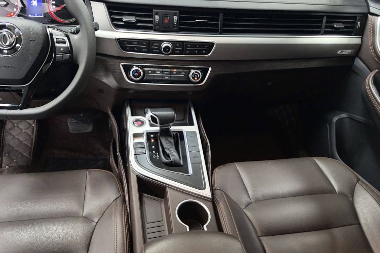 Used FORTHING Joyear X5 2017 Jingxiang Series 1.5T CVT Luxury Model Interior 4