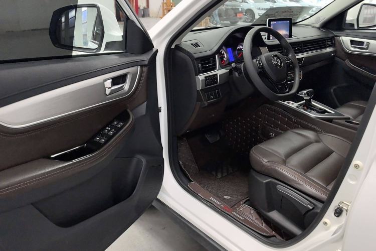 Used FORTHING Joyear X5 2017 Jingxiang Series 1.5T CVT Luxury Model Interior 5