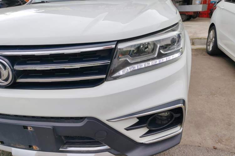 Used FORTHING Joyear X5 2017 Jingxiang Series 1.5T CVT Luxury Model Left Front Headlight