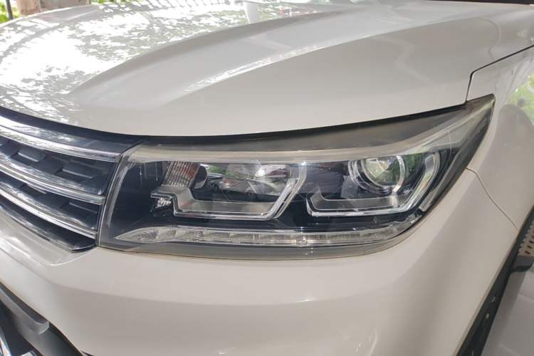 Used FORTHING Joyear X5 2017 Jingxiang Series 1.5T Manual Luxury Model Left Front Headlight