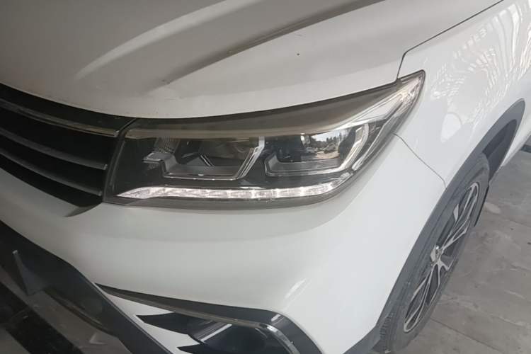 Used FORTHING Joyear X5 2017 Jingxiang Series 1.5T CVT Smart Connectivity Model Left Front Headlight