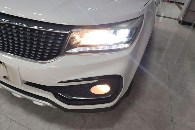 Used FORTHING Joyear X5 2017 1.6L CVT Luxury Model Left Front Headlight