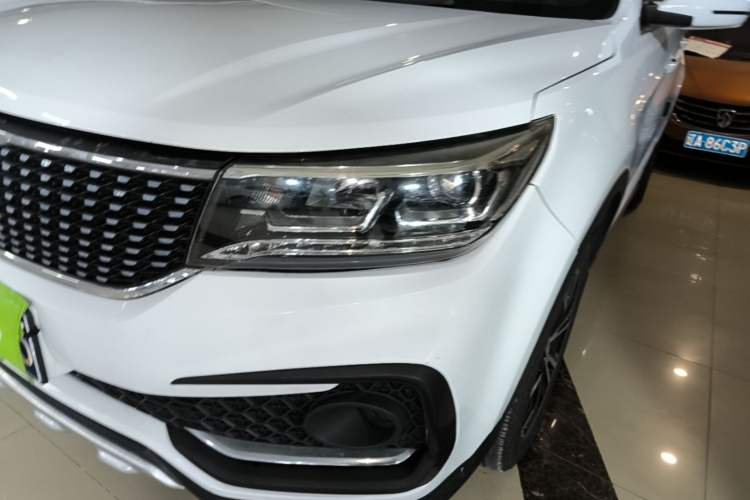 Used FORTHING Joyear X5 2017 1.6L Manual Luxury Model Left Front Headlight