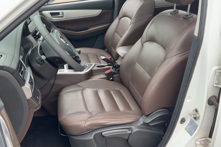 Used FORTHING Joyear X5 2017 Jingxiang Series 1.5T Manual Luxury Model Left Front Seat