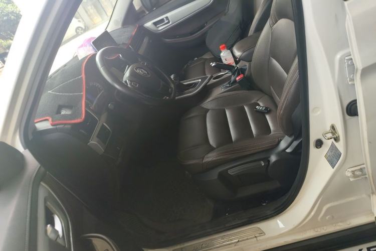 Used FORTHING Joyear X5 2017 1.6L CVT Luxury Model Left Front Seat
