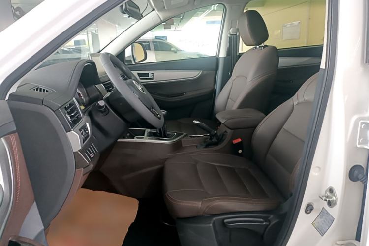 Used FORTHING Joyear X5 2017 1.6L Manual Luxury Model Left Front Seat