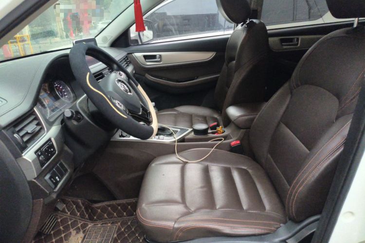 Used FORTHING Joyear X5 2017 Jingxiang Series 1.5T CVT Luxury Model Left Front Seat