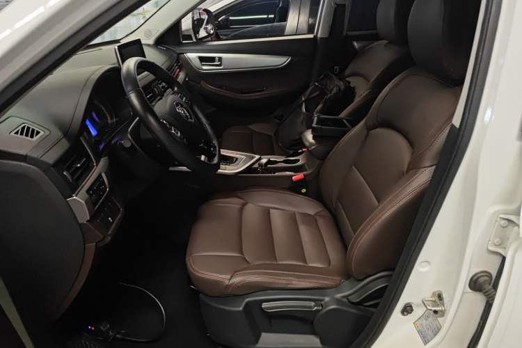 Used FORTHING Joyear X5 2017 Jingxiang Series 1.5T CVT Luxury Model Left Front Seat