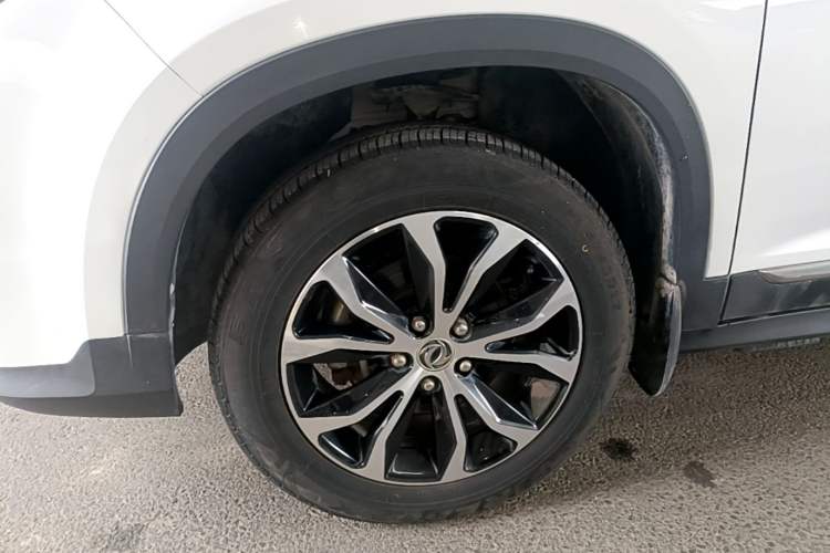 Used FORTHING Joyear X5 2017 1.6L Manual Luxury Model Left Front Wheel Hub