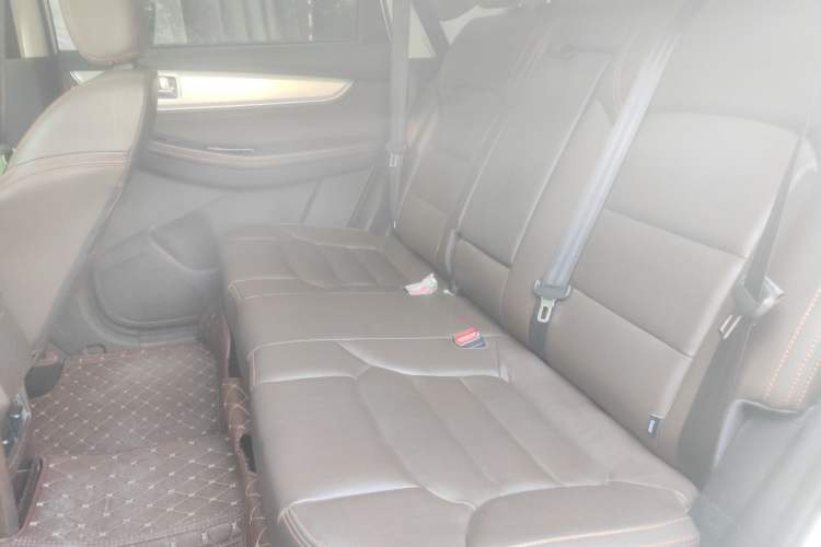 Used FORTHING Joyear X5 2017 Jingxiang Series 1.5T CVT Luxury Model Left Rear Seat