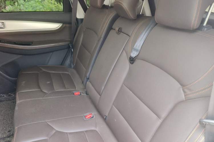 Used FORTHING Joyear X5 2017 Jingxiang Series 1.5T CVT Luxury Model Left Rear Seat