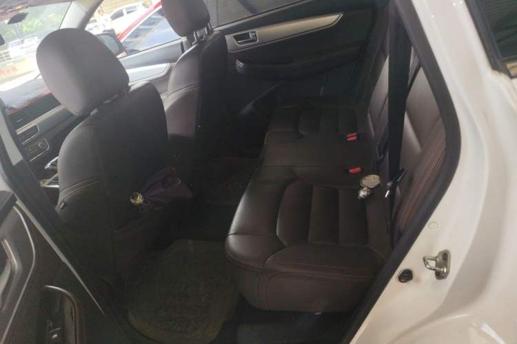 Used FORTHING Joyear X5 2017 1.6L CVT Luxury Model Left Rear Seat