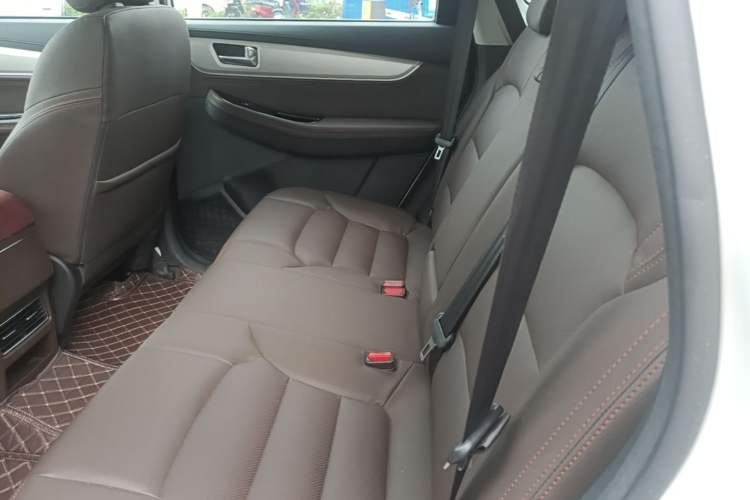 Used FORTHING Joyear X5 2017 1.6L CVT Luxury Model Left Rear Seat