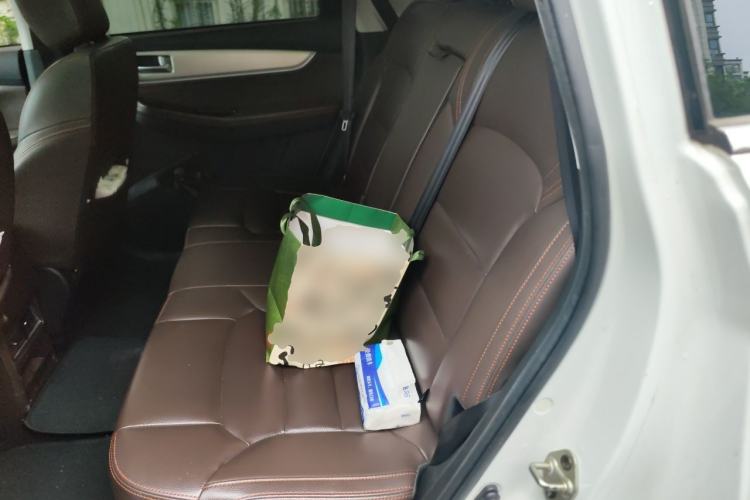 Used FORTHING Joyear X5 2017 Jingxiang Series 1.5T CVT Luxury Model Left Rear Seat