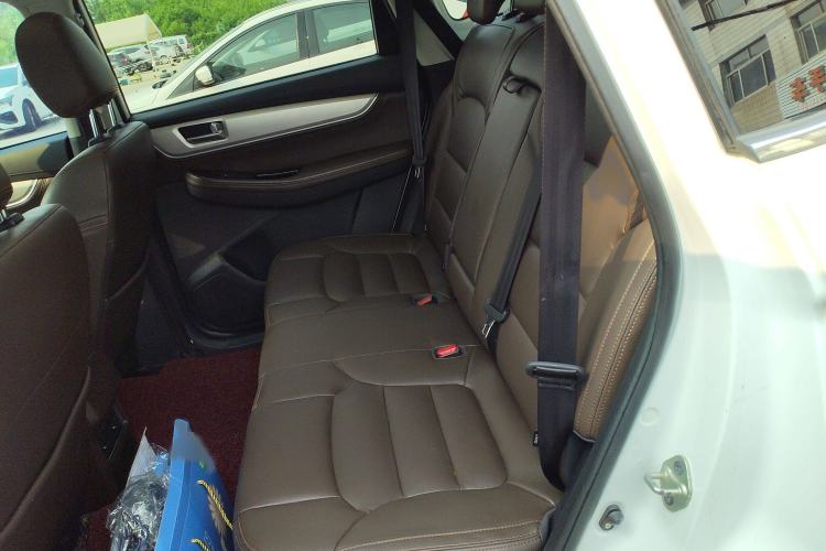 Used FORTHING Joyear X5 2017 Jingxiang Series 1.5T CVT Luxury Model Left Rear Seat