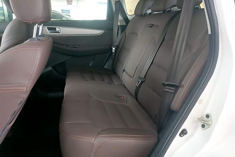 Used FORTHING Joyear X5 2017 1.6L Manual Luxury Model Left Rear Seat